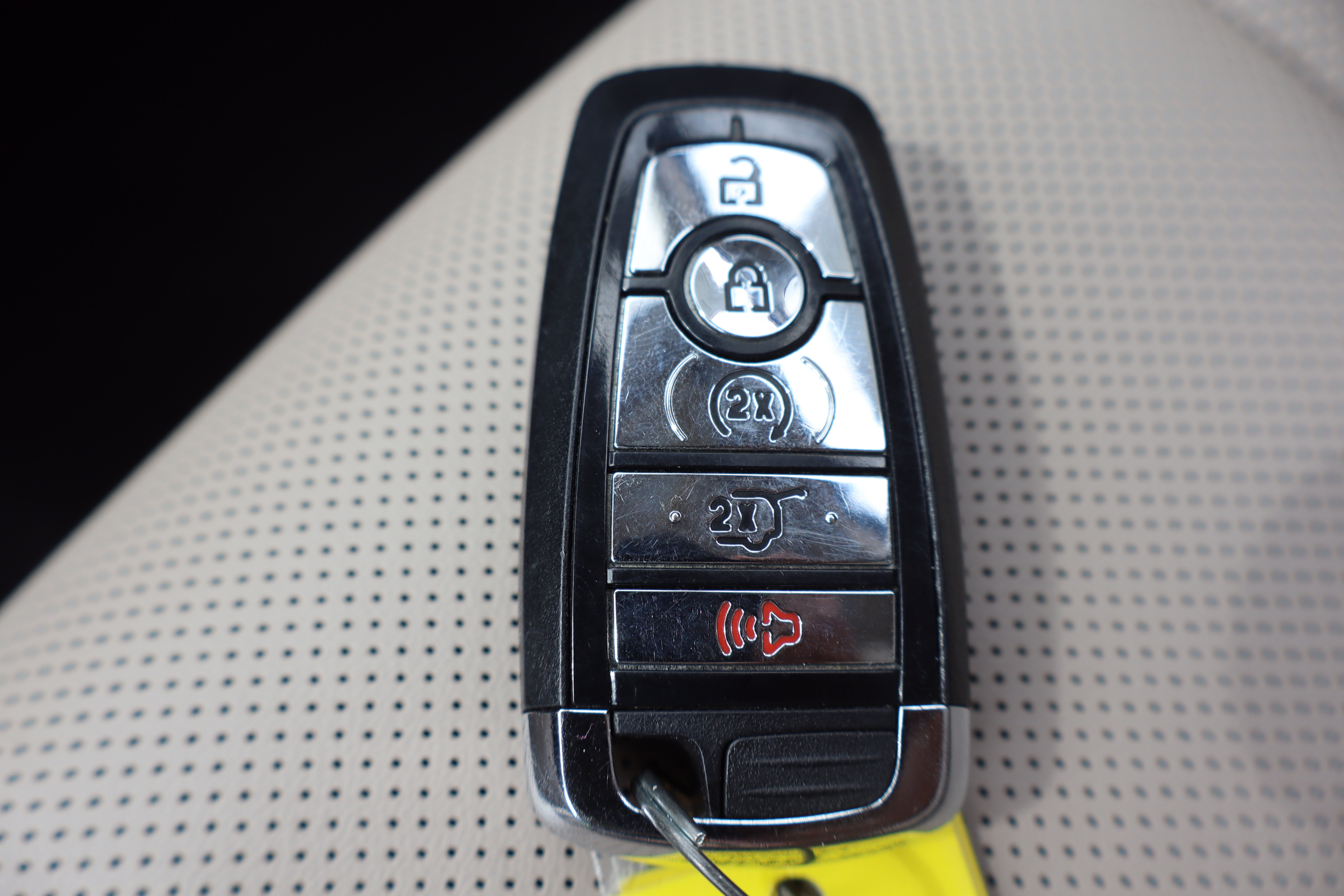 Used 2024 Lincoln Corsair AWD w/ Equipment Group 101A image 32