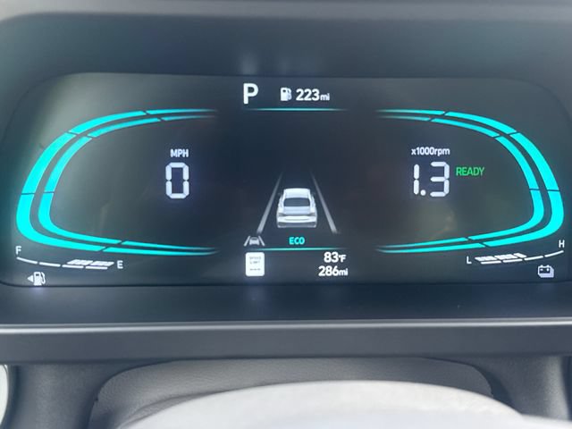 Certified 2026 Hyundai Elantra Hybrid FWD image 15