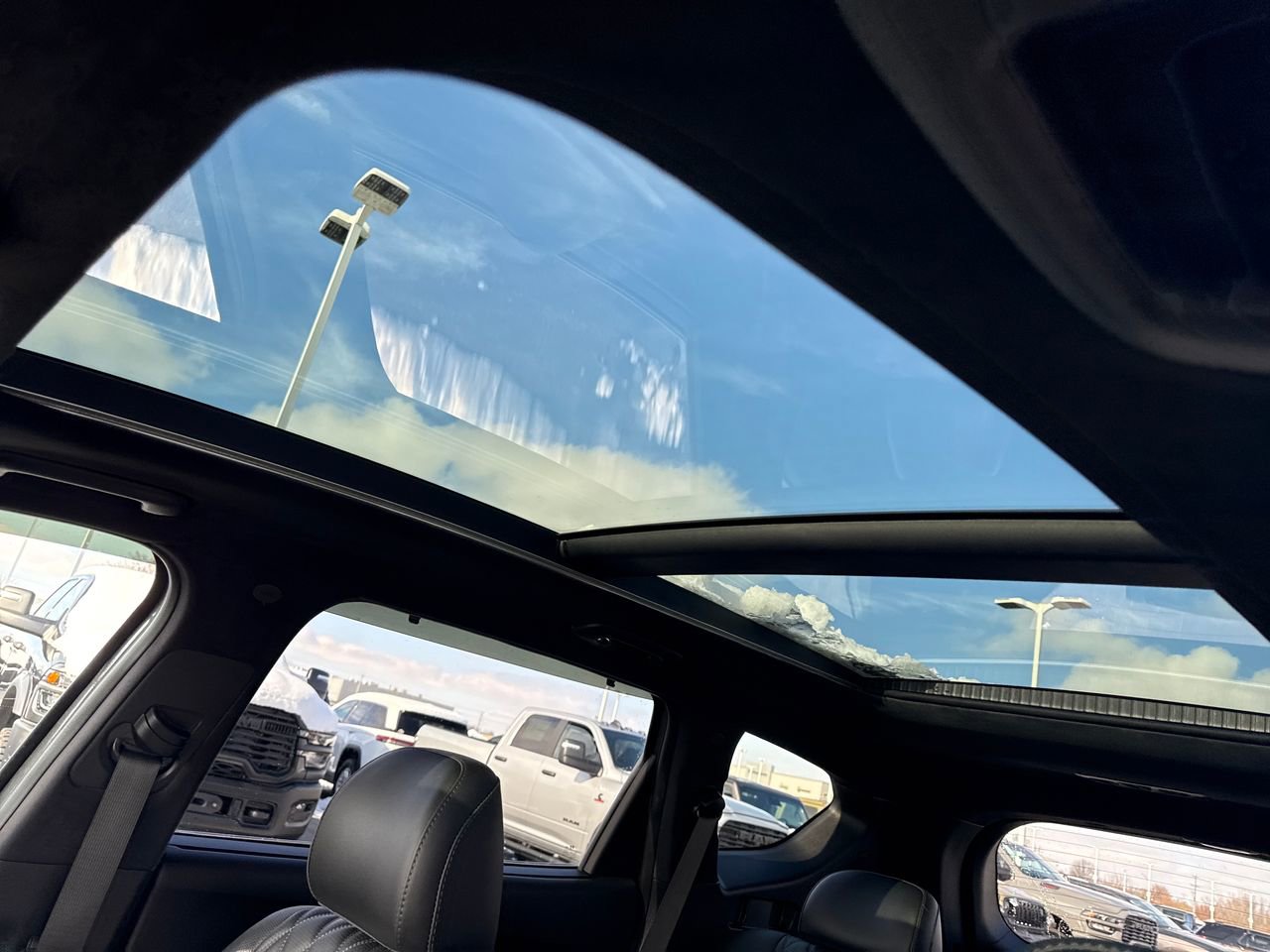 Used 2022 Hyundai Santa Fe Calligraphy image 15