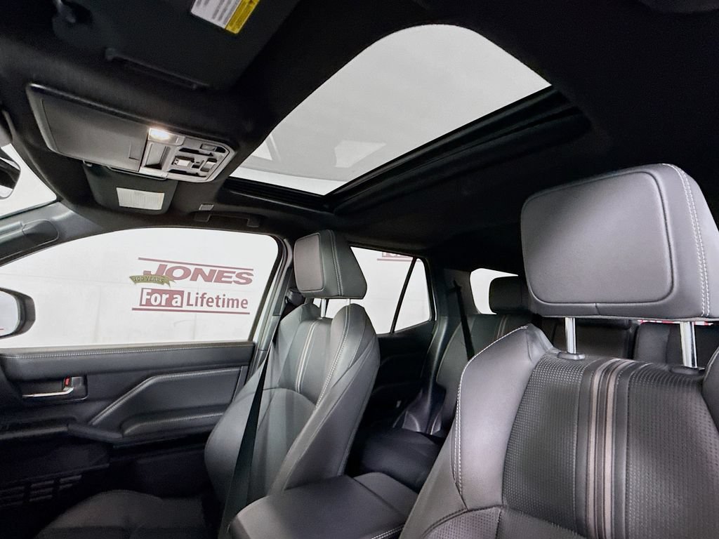 Certified 2025 Toyota 4Runner Limited AWD/4WD image 11
