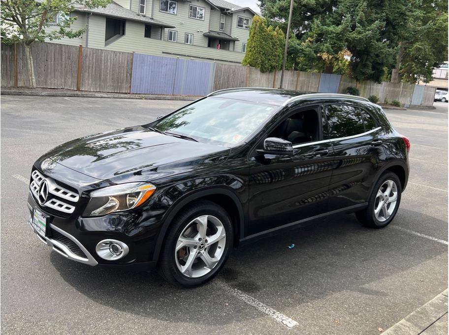 Used 2019 Mercedes-Benz GLA 250 4MATIC image 4