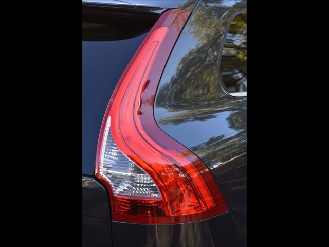 Used 2016 Volvo XC60 T5 Platinum FWD image 52