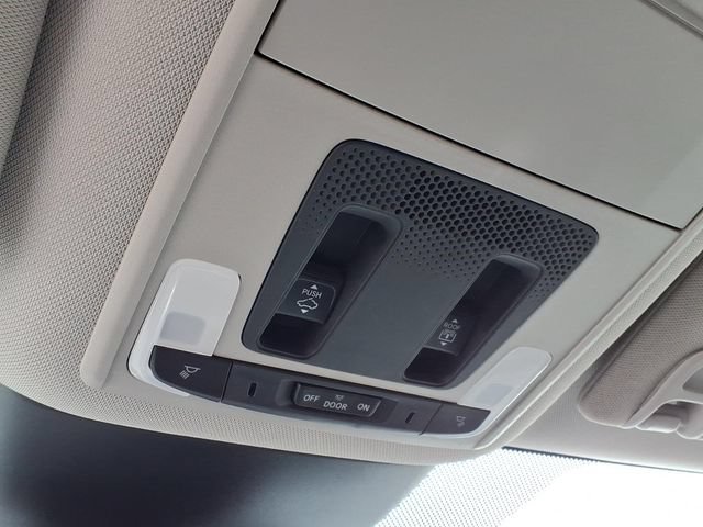 Certified 2025 Honda Pilot Touring image 20