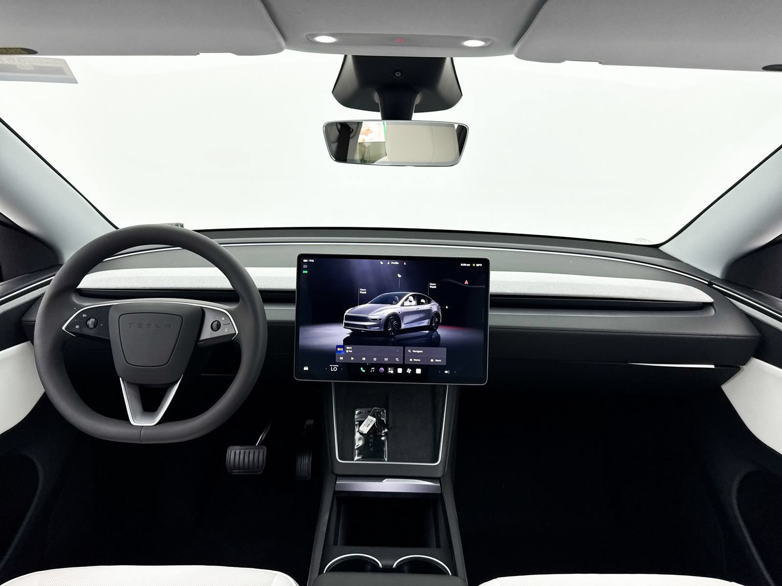 Used 2026 Tesla Model Y Long Range RWD image 20