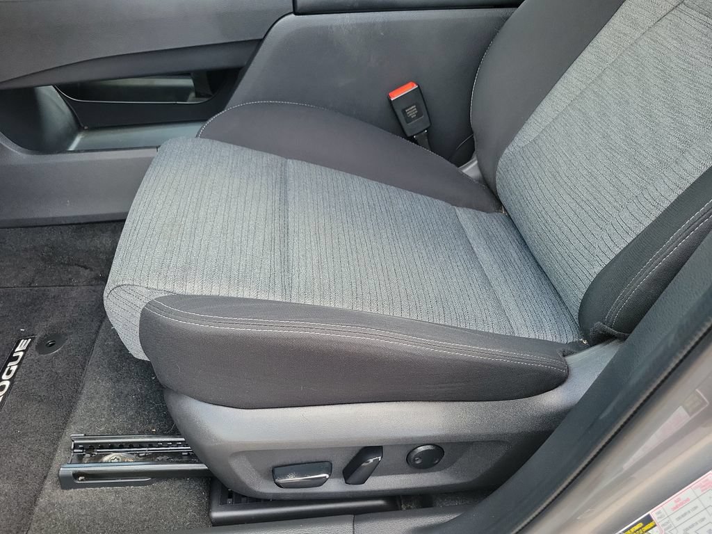 Used 2023 Nissan Rogue SV AWD/4WD image 15
