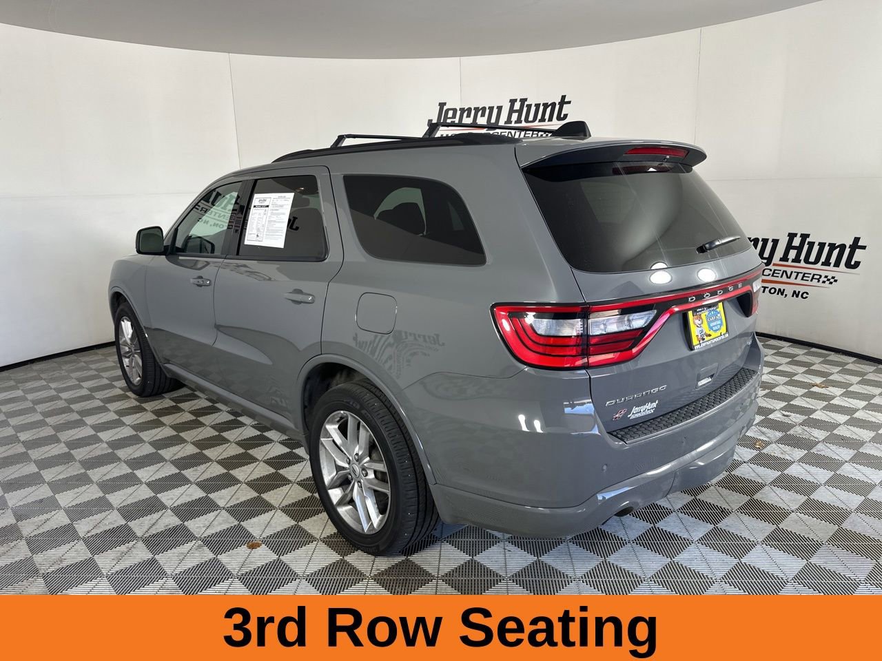 Used 2025 Dodge Durango GT image 7