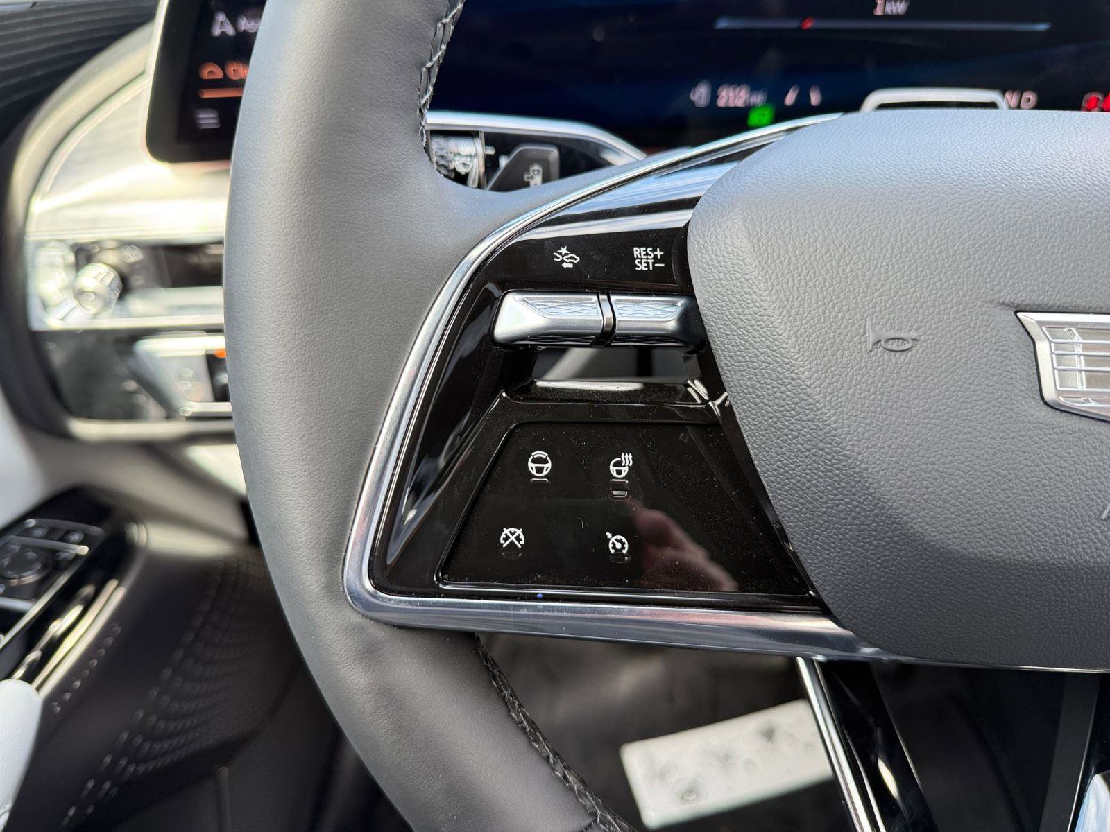 New 2026 Cadillac Lyriq Luxury image 20