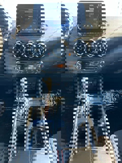 Used 2025 Nissan Sentra SR image 10