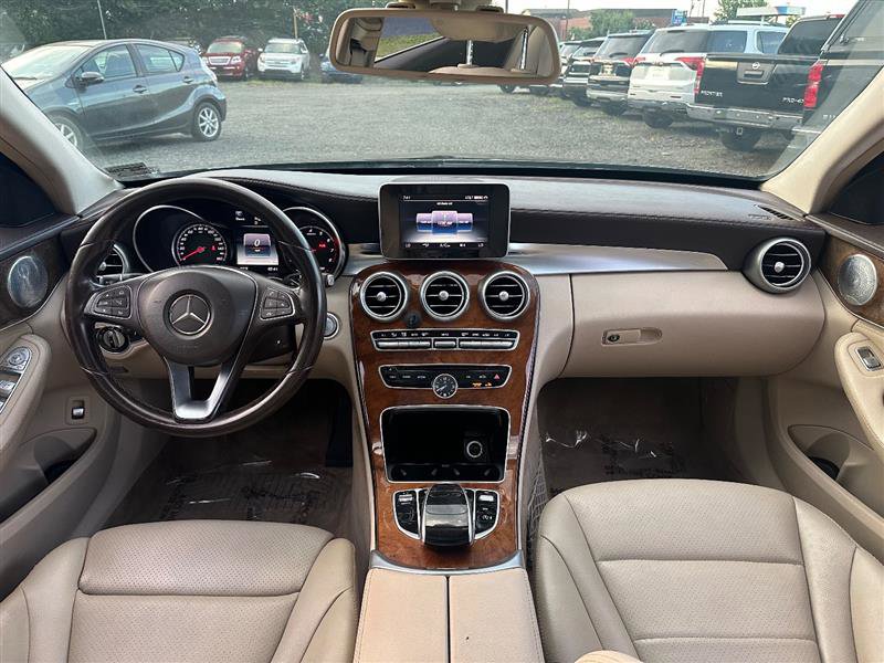 Used 2015 Mercedes-Benz C 300 4MATIC Sedan image 21