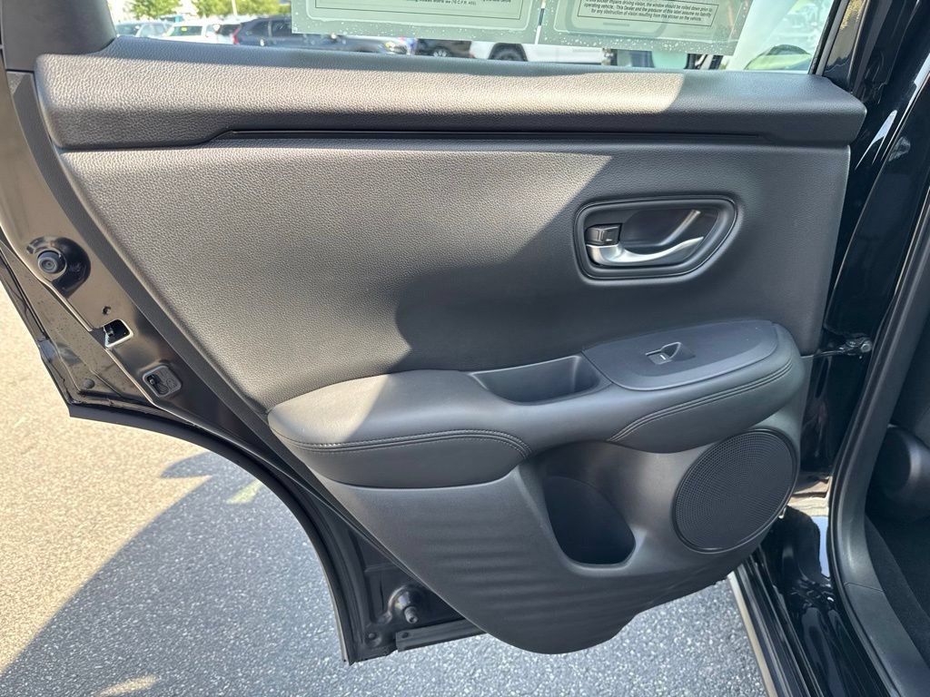 Certified 2024 Honda HR-V LX image 31