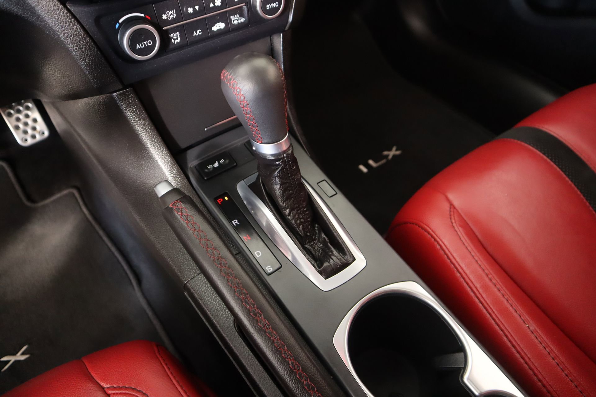 Used 2022 Acura ILX image 8