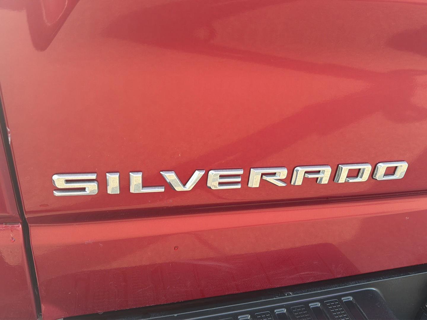 Used 2023 Chevrolet Silverado 1500 RST AWD/4WD image 11