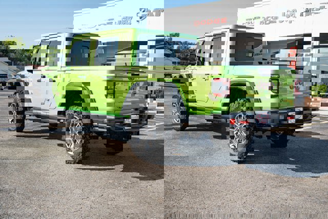 New 2025 Jeep Gladiator Mojave w/ Steel Bumper Group image 3