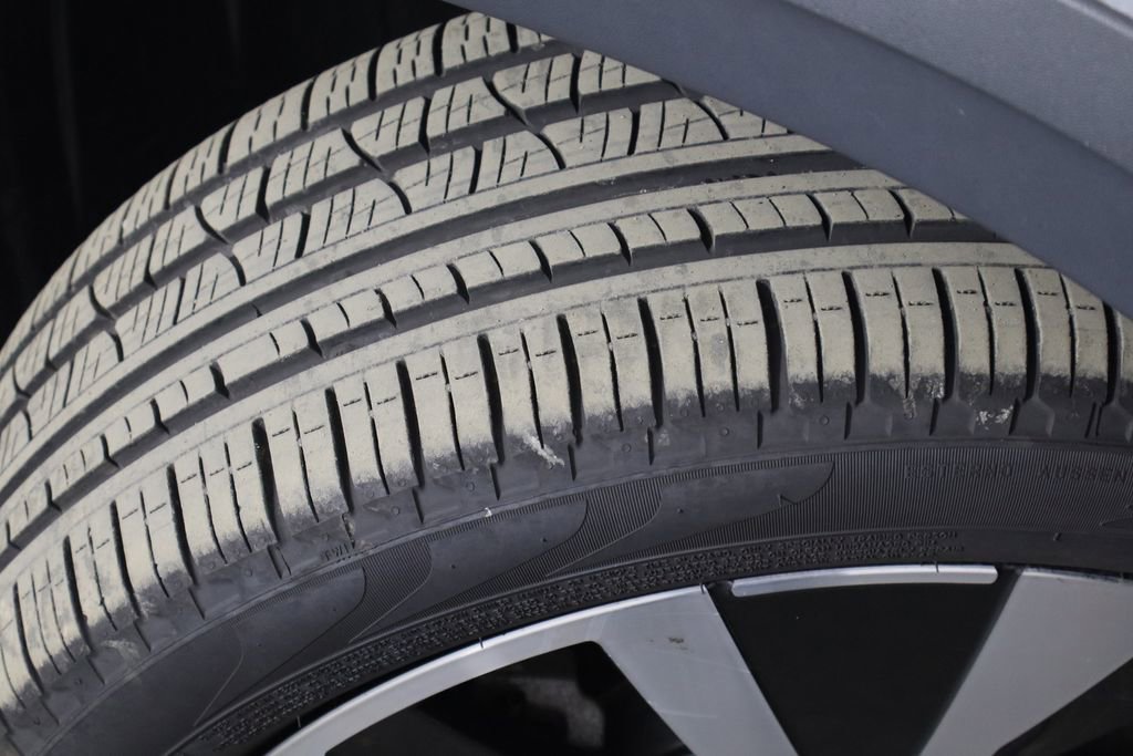 Used 2022 Volkswagen Taos SE image 34