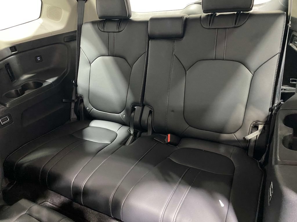 Used 2024 Honda Pilot Elite image 14