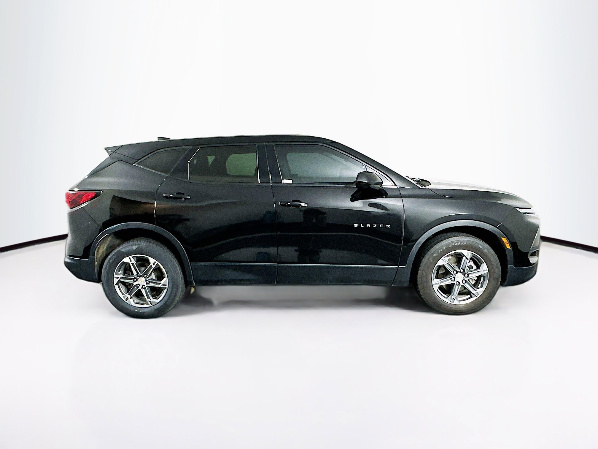 Used 2023 Chevrolet Blazer LT AWD/4WD image 10