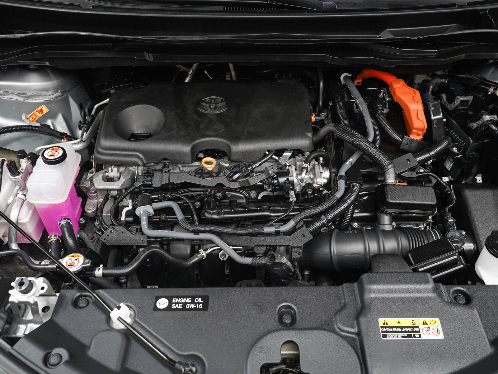 Used 2025 Toyota Sienna XSE AWD/4WD image 31