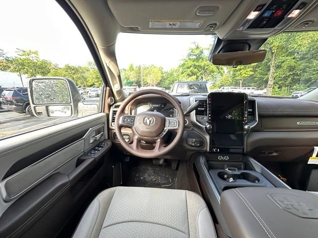 New 2026 RAM 3500 Laramie AWD/4WD image 12