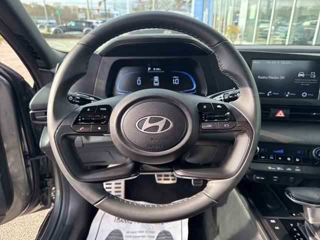 Certified 2025 Hyundai Elantra Sport image 27