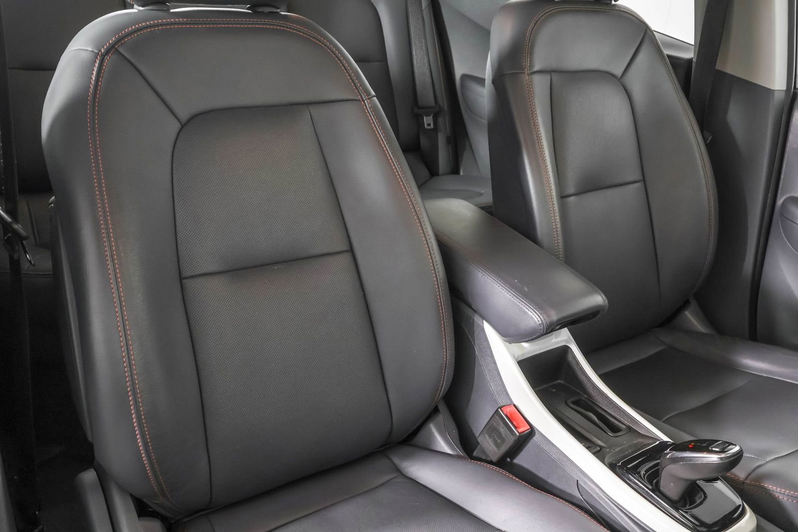 Used 2019 Chevrolet Bolt Premier w/ Infotainment Package image 44