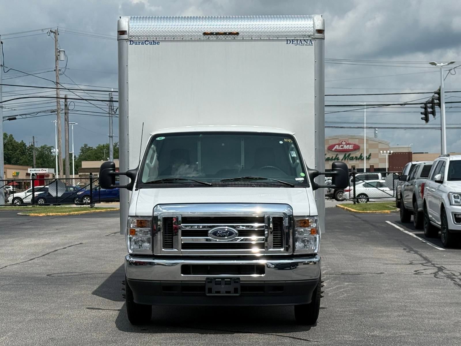 New 2024 Ford E-450 and Econoline 450 Super Duty w/ Power Windows & Locks Group image 10