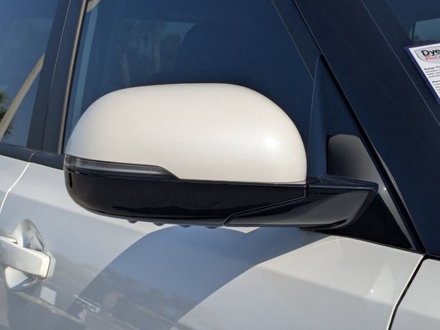 Certified 2025 Kia Soul GT-Line w/ GT-Line Technology Package image 12