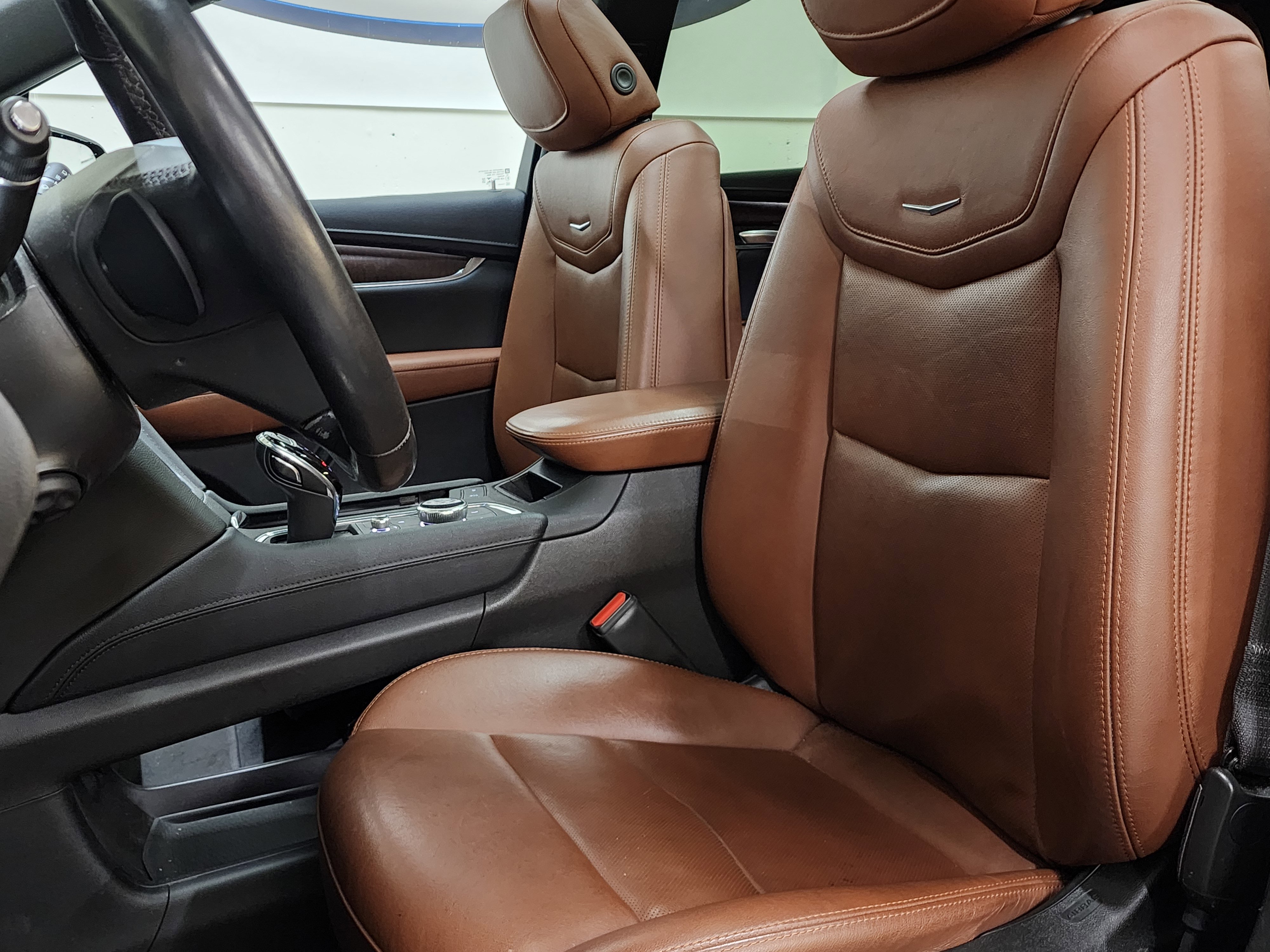 Used 2022 Cadillac XT5 Premium Luxury w/ Technology Package image 15