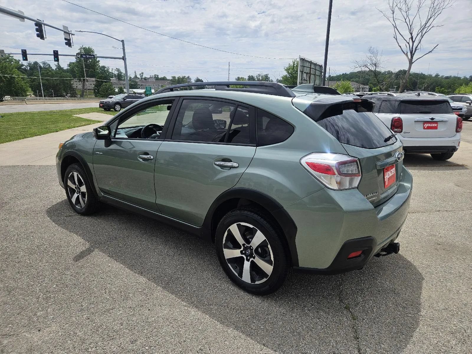 Used 2016 Subaru Crosstrek Touring AWD/4WD image 8