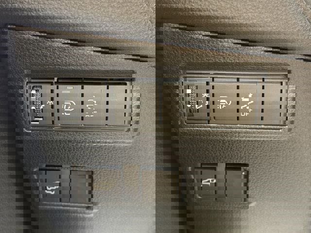 New 2026 Toyota Corolla Cross XLE image 21