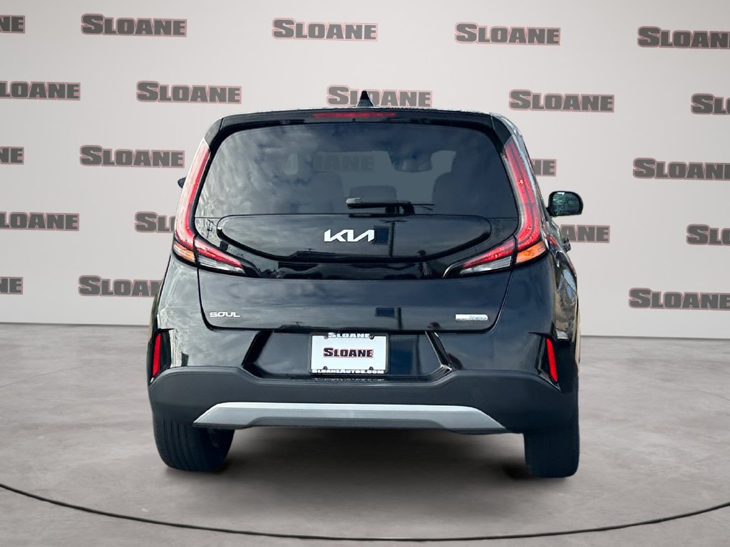 Used 2023 Kia Soul EX FWD image 4