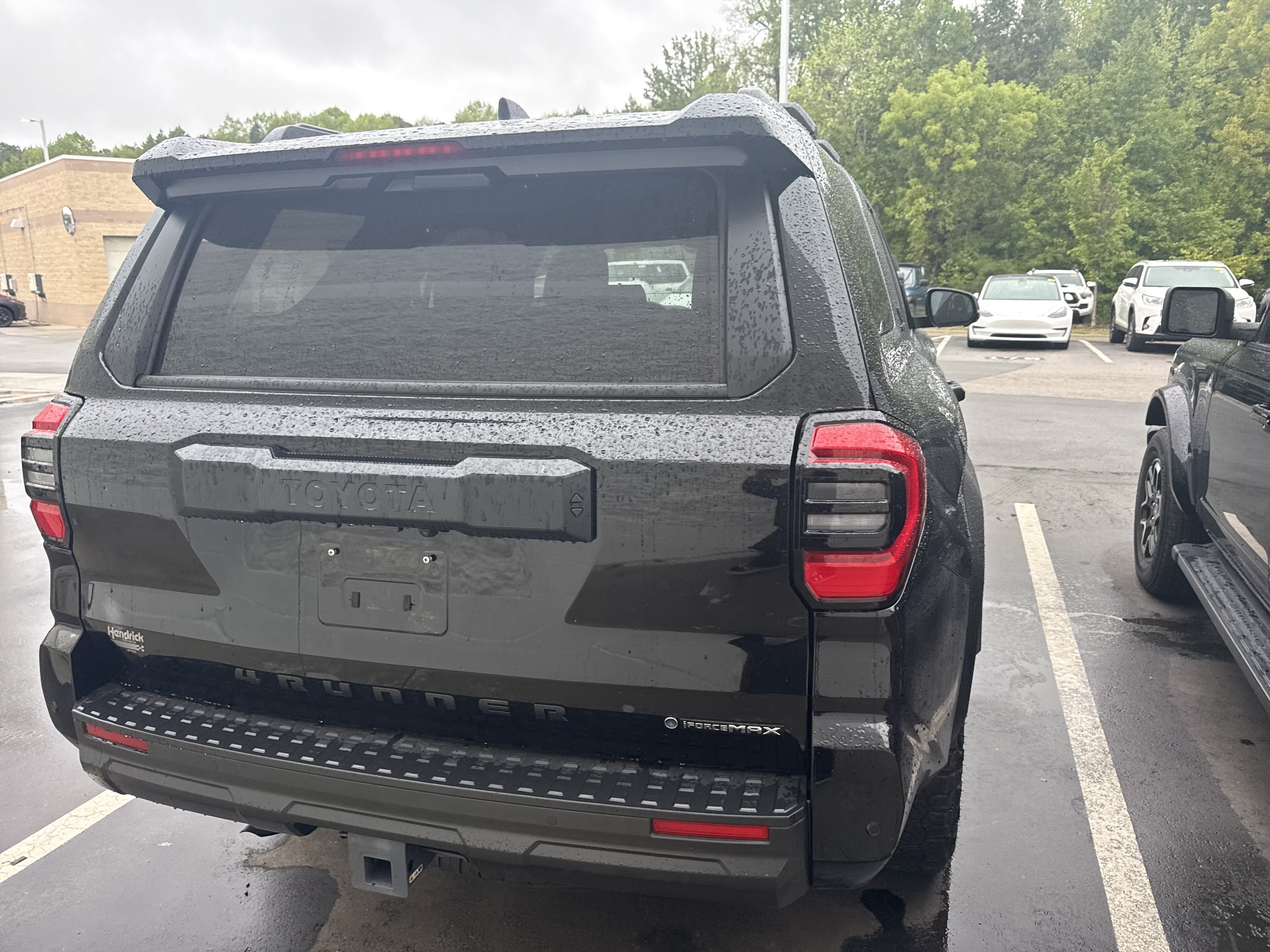 Used 2025 Toyota 4Runner TRD Off-Road Premium AWD/4WD image 42