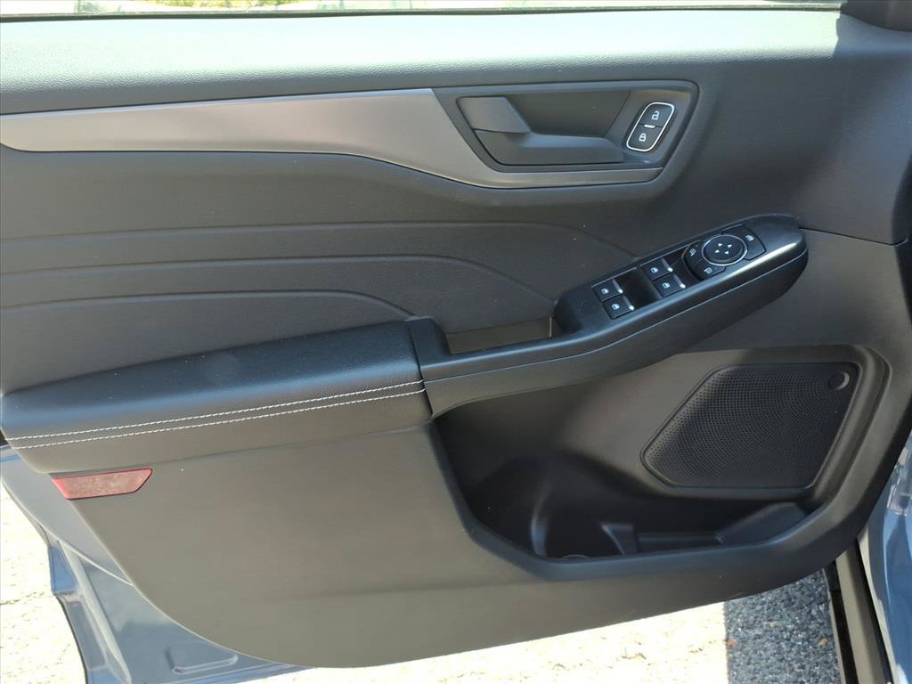 New 2026 Ford Escape Active w/ Tech Pack #1 AWD/4WD image 9