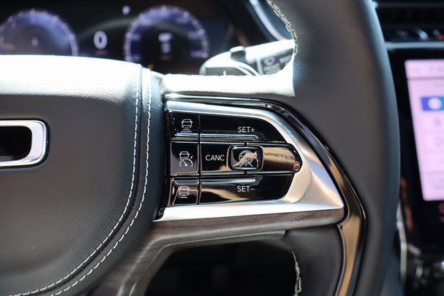 New 2025 Jeep Grand Cherokee Overland w/ Adv Protech Group III image 17