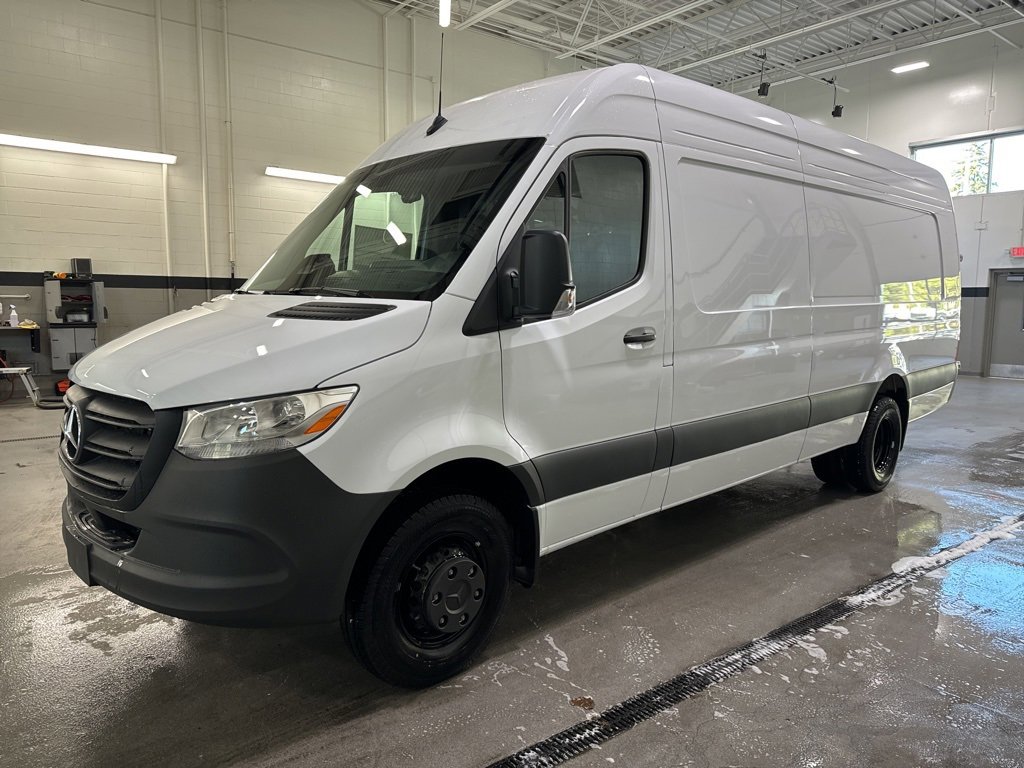 New 2025 Mercedes-Benz Sprinter 3500 image 1