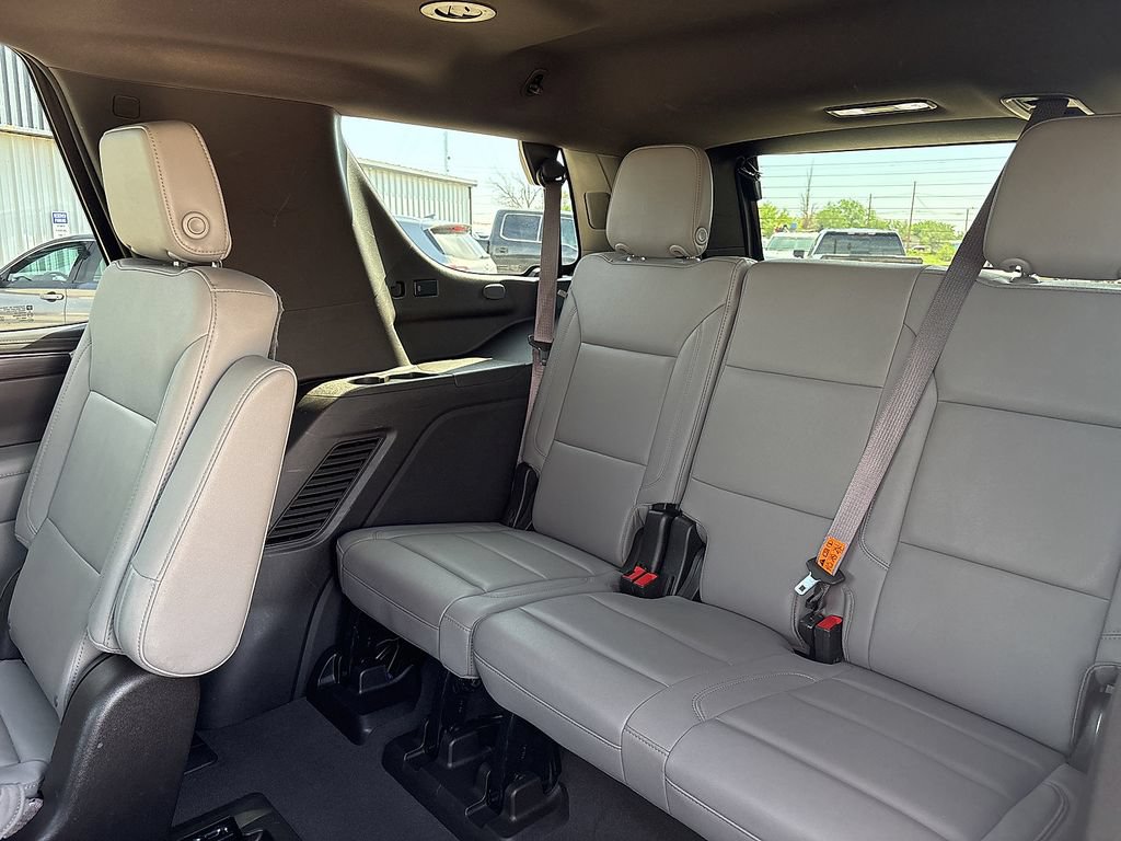 Used 2024 Chevrolet Tahoe LT RWD image 16
