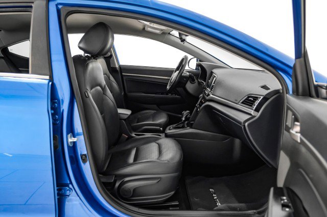 Used 2017 Hyundai Elantra Limited image 30