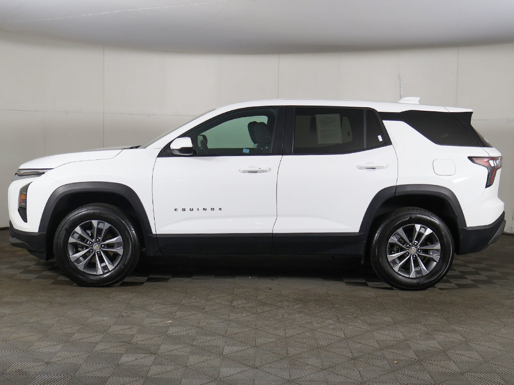 Used 2026 Chevrolet Equinox LT FWD image 18