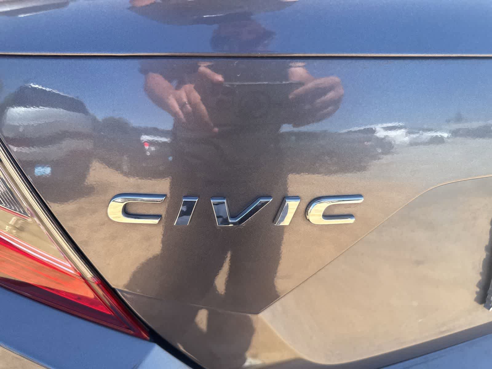 Used 2020 Honda Civic EX image 12
