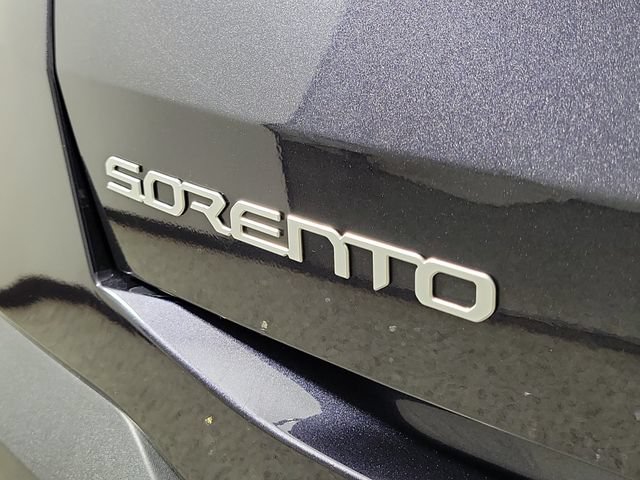 Used 2025 Kia Sorento EX w/ Panoramic Sunroof Package FWD image 6