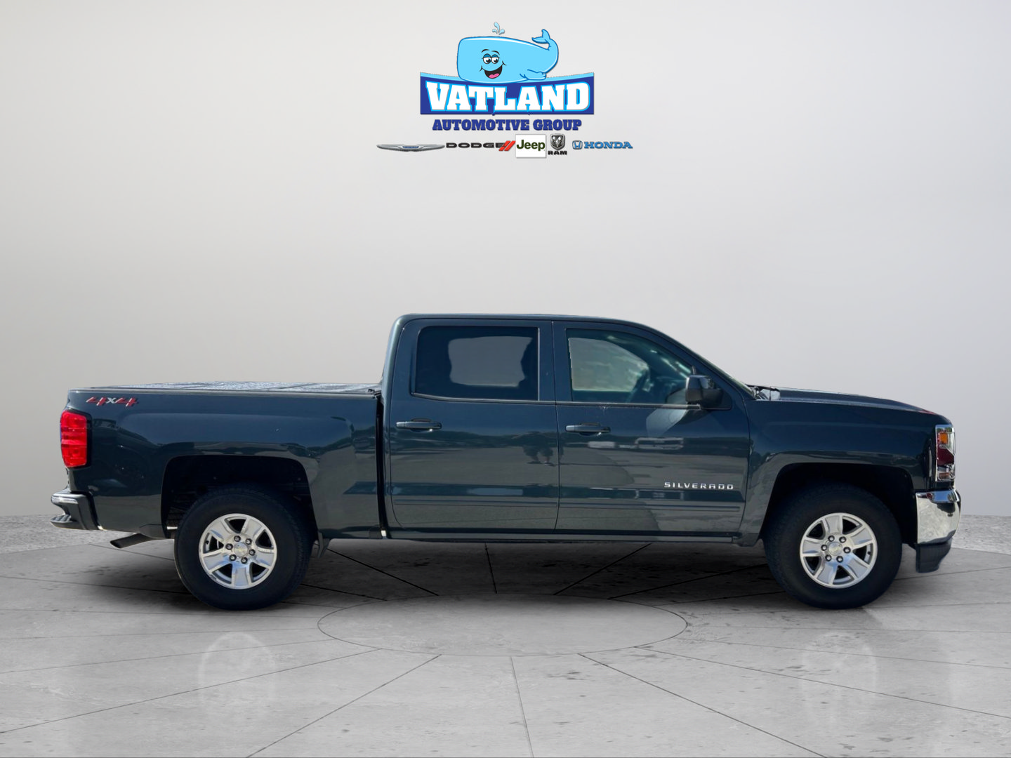 Used 2018 Chevrolet Silverado 1500 LT w/ All Star Edition AWD/4WD image 6