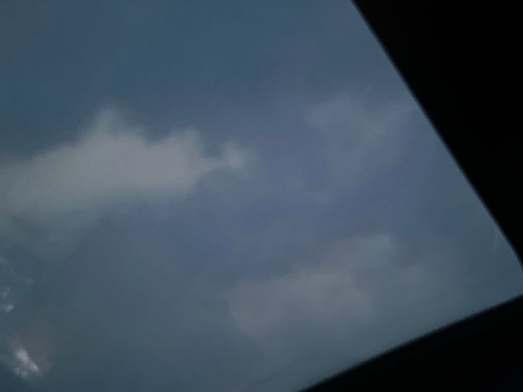 New 2026 Land Rover Defender 130 X-Dynamic SE image 18