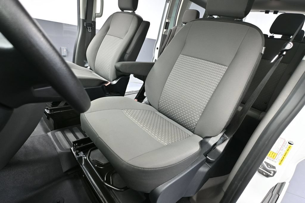 Used 2022 Ford Transit 350 XLT RWD image 16