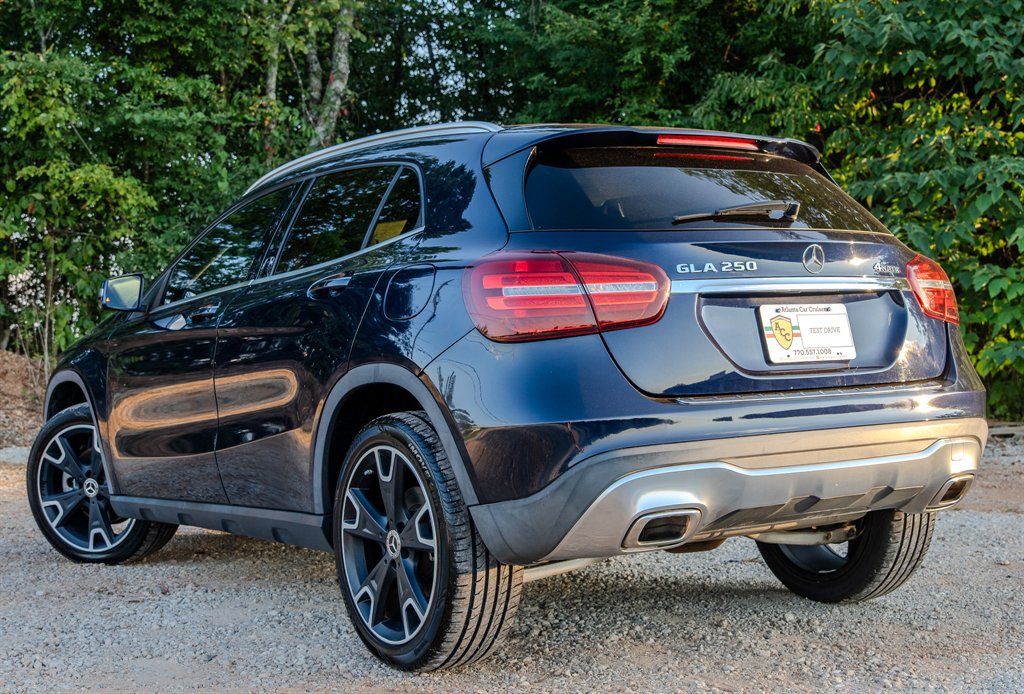 Used 2018 Mercedes-Benz GLA 250 4MATIC w/ Premium Package image 3