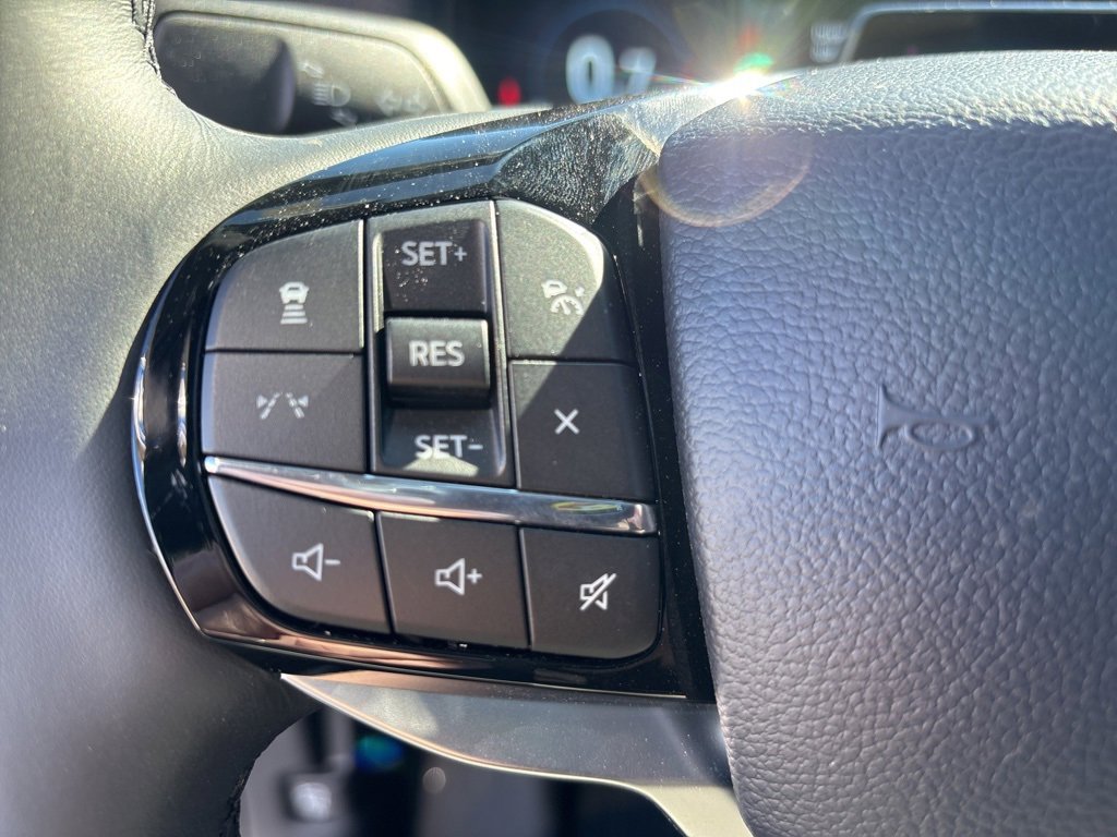 New 2026 Ford Explorer Platinum image 27