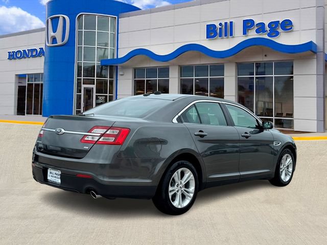 Used 2018 Ford Taurus SEL AWD/4WD image 3