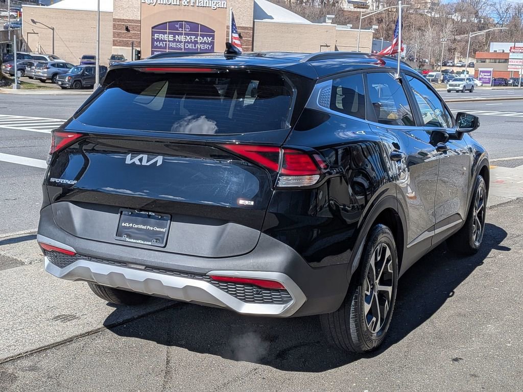 Certified 2023 Kia Sportage EX image 6