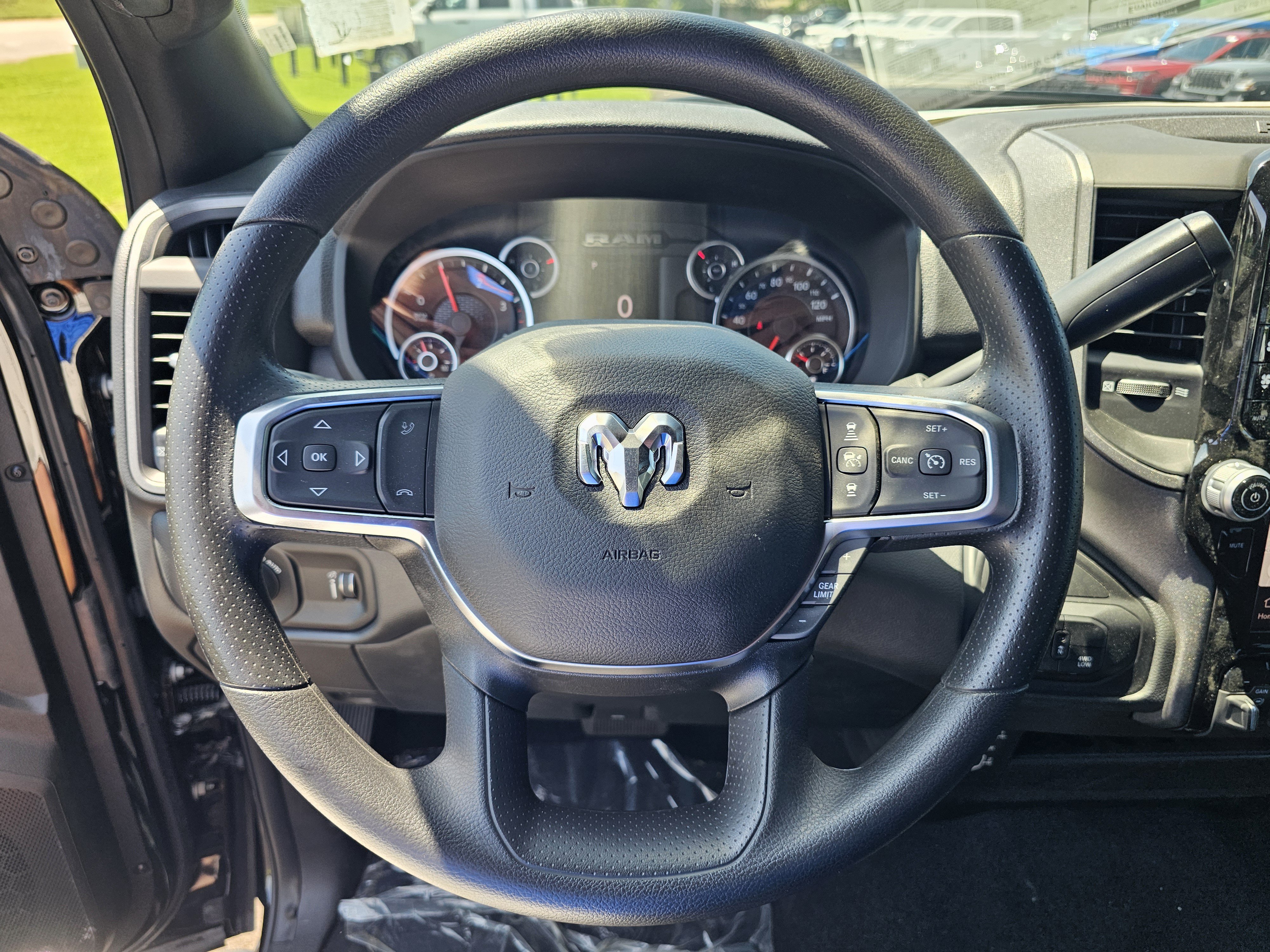 New 2025 RAM 2500 Tradesman AWD/4WD image 21