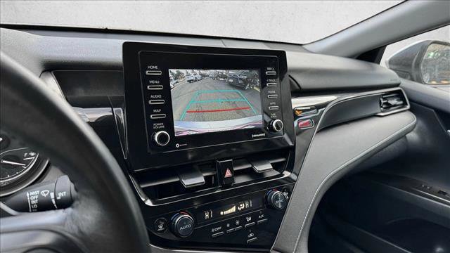 Used 2024 Toyota Camry SE FWD image 14