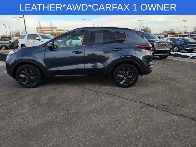 Used 2022 Kia Sportage Nightfall Edition image 11
