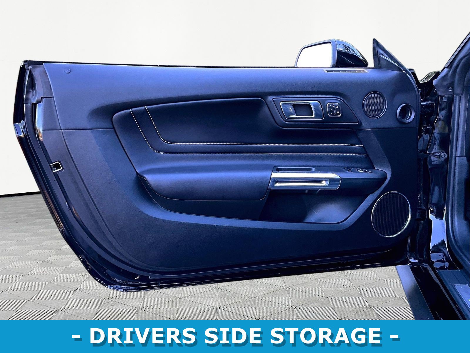 Used 2022 Ford Mustang GT Premium w/ Equipment Group 401A RWD image 18